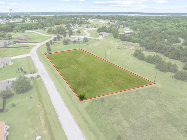 15 Catamaran Ct, Gordonville, TX 76245