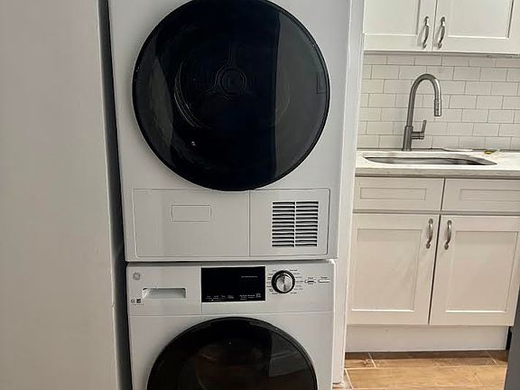 2nd image of 105 E 3rd St Floor 2