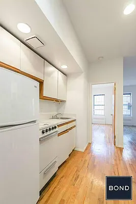 Rented by Bond New York | media 21