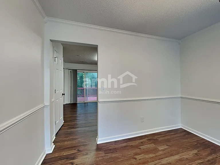 316 Windsong Dr — Photo 7