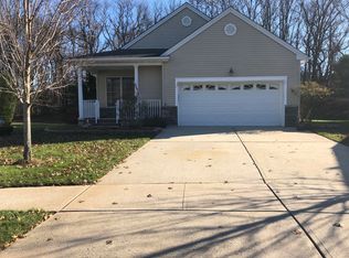 11 Magnolia Ct, Ocean, NJ 07712