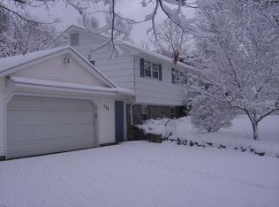 392 Crystal Lake Rd, Tolland, CT 06084