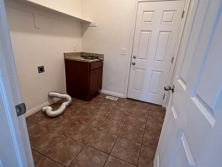 4234 W Lake Bridge Dr — Photo 56