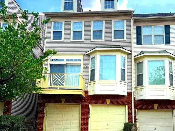 21156 Domain Ter, Sterling, VA 20165