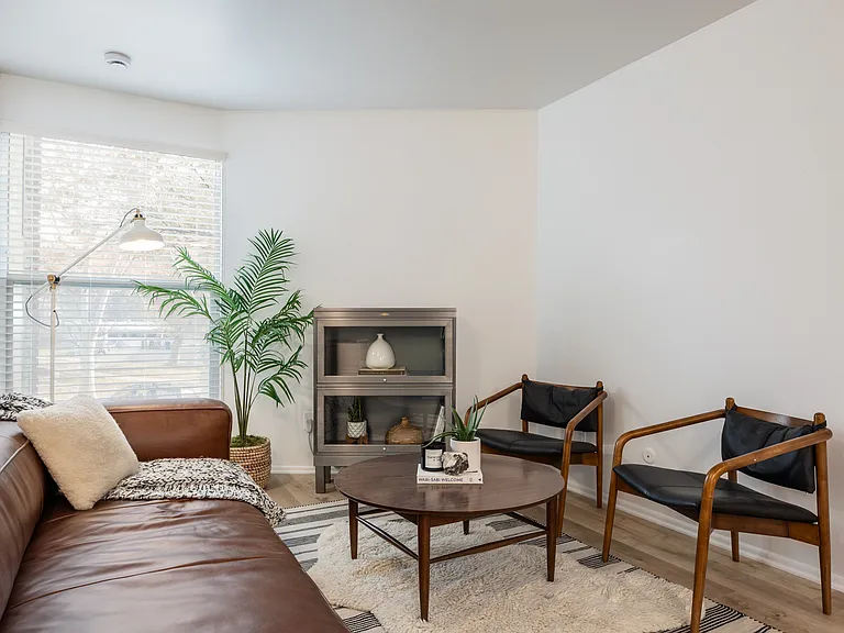 175 N Canyon Rd #3 — Photo 4