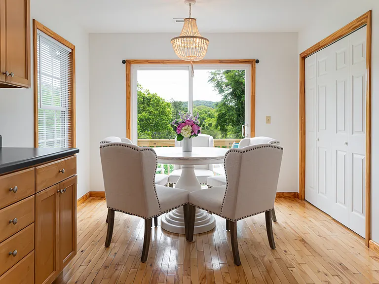 52 Green Oak Rd — Photo 10