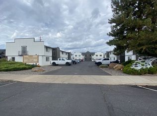 114 W Adams Ave #2, Sisters, OR 97759