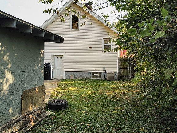 5th image of 44 De Camp Ave