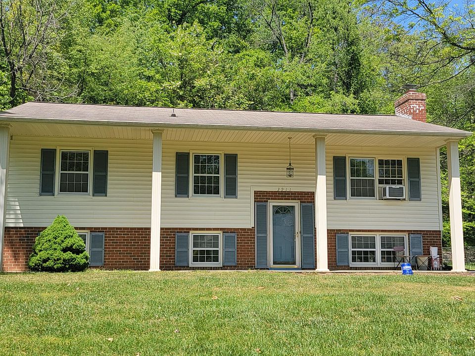 1st image of 3911 Belle Meade Dr