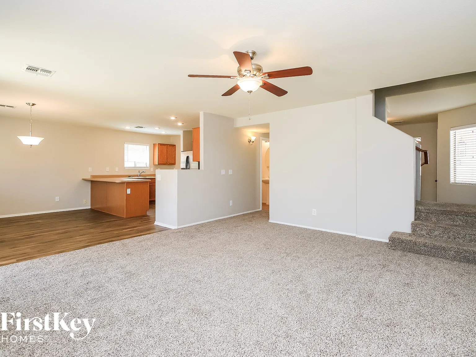 4 bed, 2.5 bath, 2184 sqft, $2,050 — Photo 4