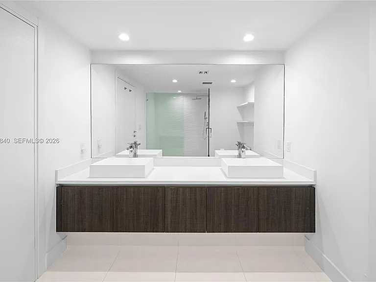 1150 102nd St #506 — Photo 15