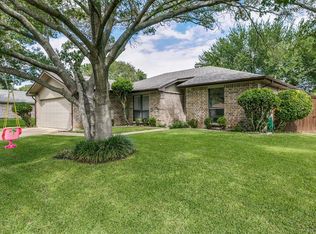2025 Spicewood Rd, Bedford, TX 76021