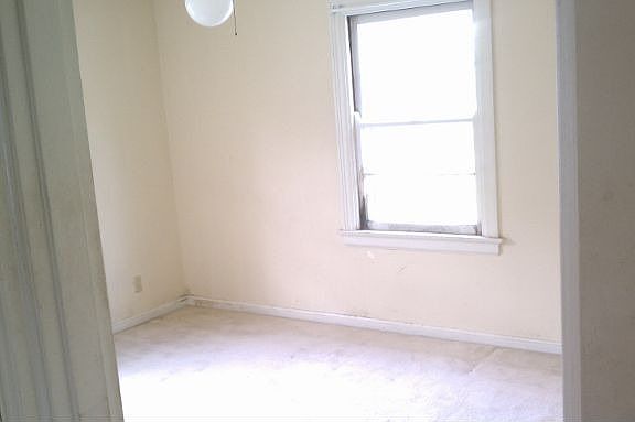 3rd image of 8351 Newbury St