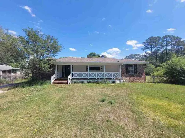 100 Dale Ln, Childersburg, AL 35044