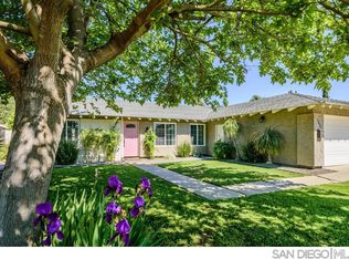 13021 Gate Dr, Poway, CA 92064