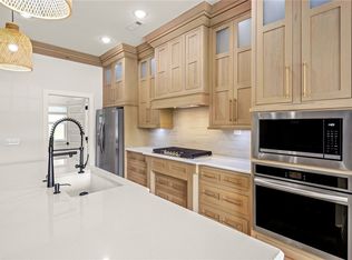 304 SW Gunison Cv, Bentonville, AR 72712