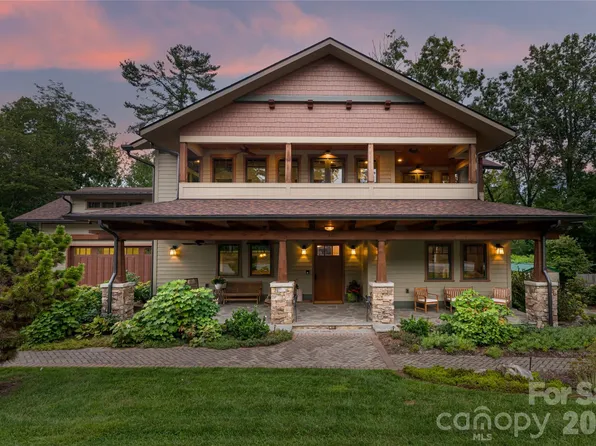 112 Louisa St, Black Mountain, NC 28711