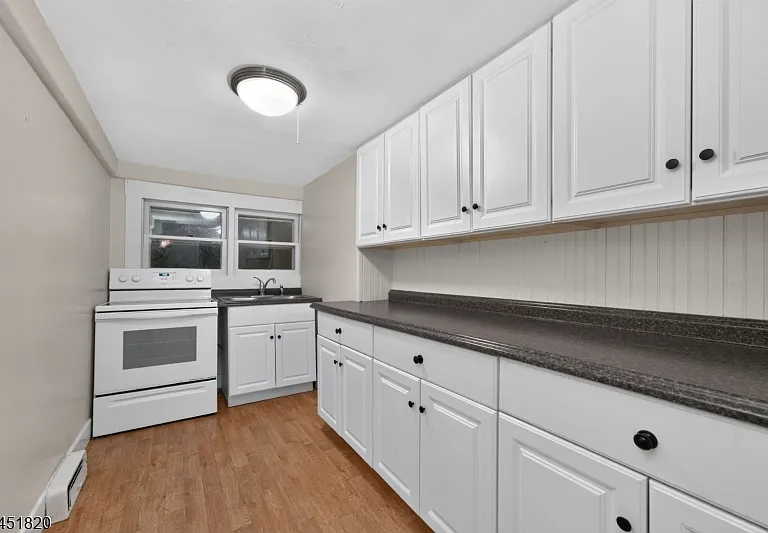 11 Pulaski Rd — Photo 5
