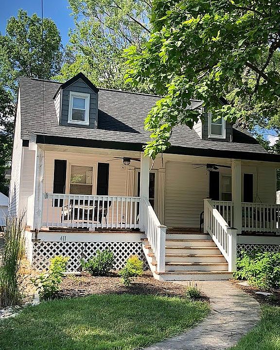 1st image of 411 Rose Ln