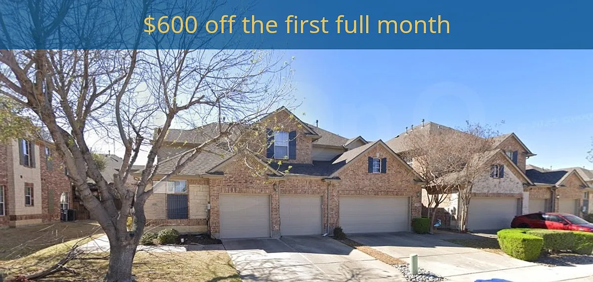 3 bed, 2.5 bath, 1667 sqft, $2,450 — Photo 1