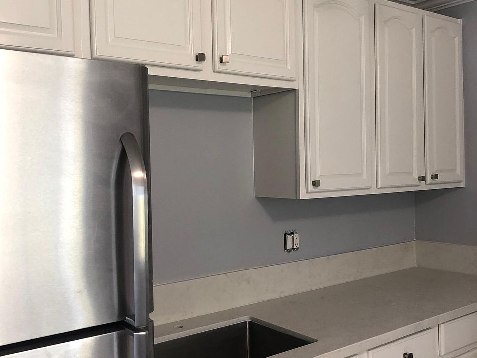 L shaped Kitchen