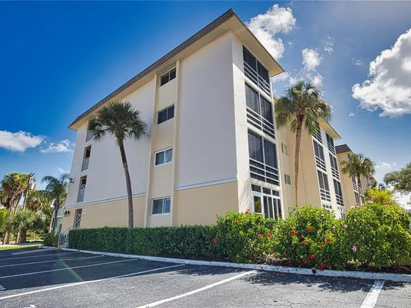 995 LAGUNA DRIVE #703, VENICE, FL 34285