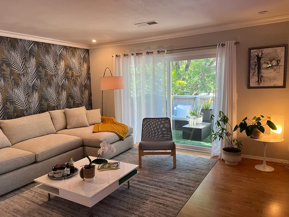 5522 Sean Cir