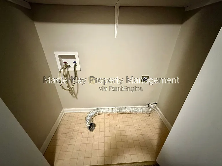 119 S Atley Ln — Photo 16