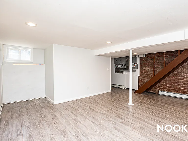 1869 Greene Ave #1A — Photo 32