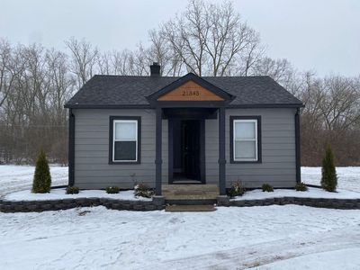 21345 S Cass St, Farmington, MI, 48335