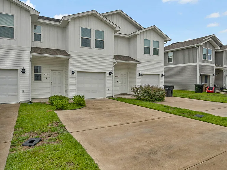6356 Grove Park Dr — Photo 23
