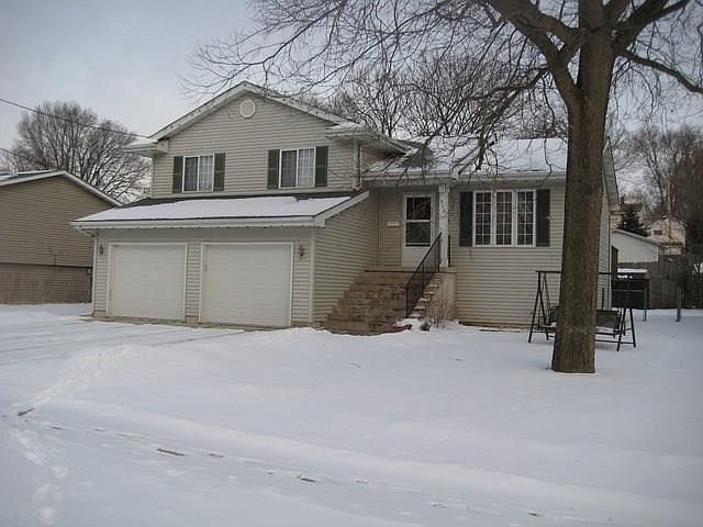 1st image of 310 Stewart St