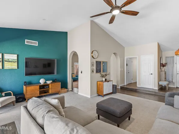 7944 W DAHLIA Drive, Peoria, AZ 85381