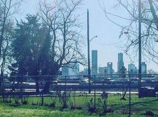 3613 Des Chaumes St, Houston, TX 77026