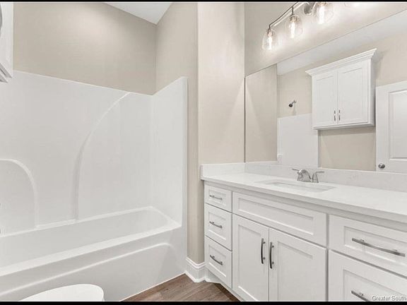 5th image of 2403 Enterprise Blvd #2
