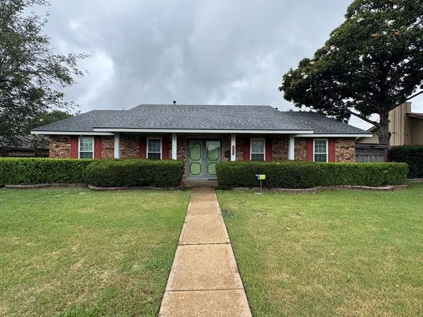 3818 Twin Falls St, Irving, TX 75062