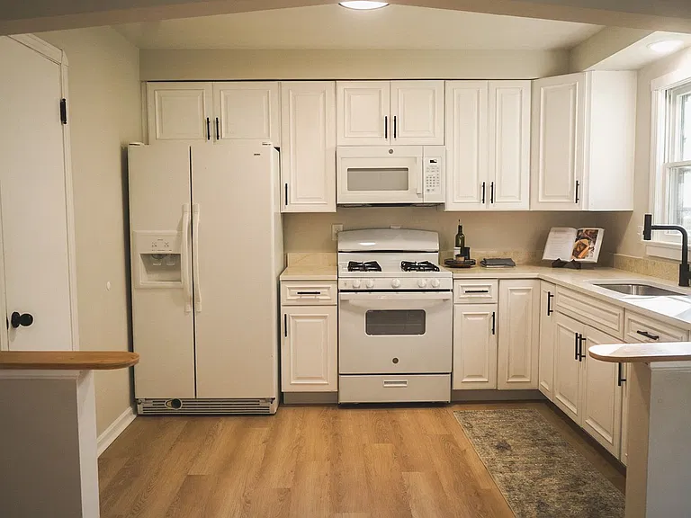 Kitchen 2