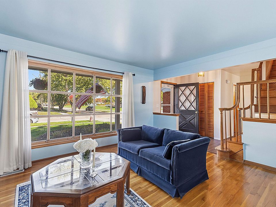 11164 Madeline Dr, photo 3