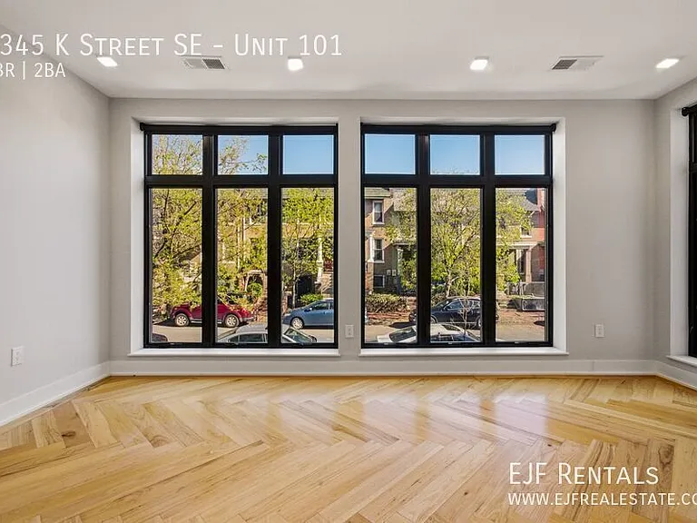 1345 K St SE #101 — Photo 1