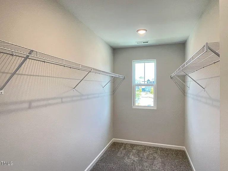 700 Sage Oak Ln — Photo 34