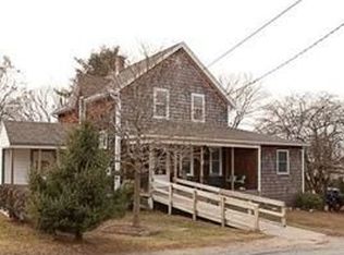 23 Riverview Ave, Tiverton, RI 02878