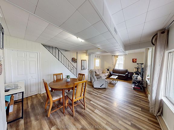 5th image of 83 College St
