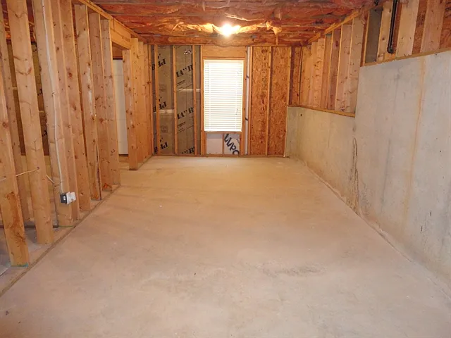 3711 Crescent Hill Ln NW — Photo 18