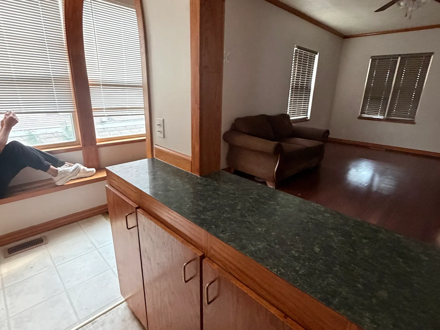 3 bed, 1144 sqft, $1,300 — Photo 2