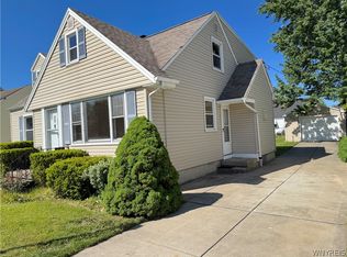 318 Forbes Ave, Tonawanda, NY 14150