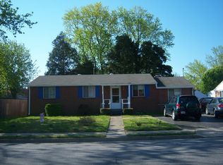 1516 Seward Dr, Hampton, VA 23663