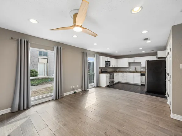 2722 Knight St #129A, Dallas, TX 75219