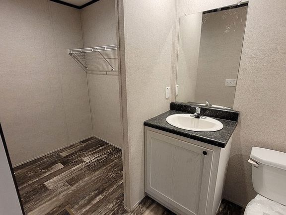 4th image of 735 Madera Rd #1