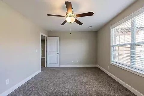 3164 Timberdale Dr — Photo 8