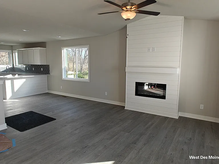 445 Napoli Ave — Photo 5
